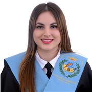 Estoy estudiando Educación Infantil, con mención en lengua inglesa y doy clases particulares de inglés desde infantil a ESO